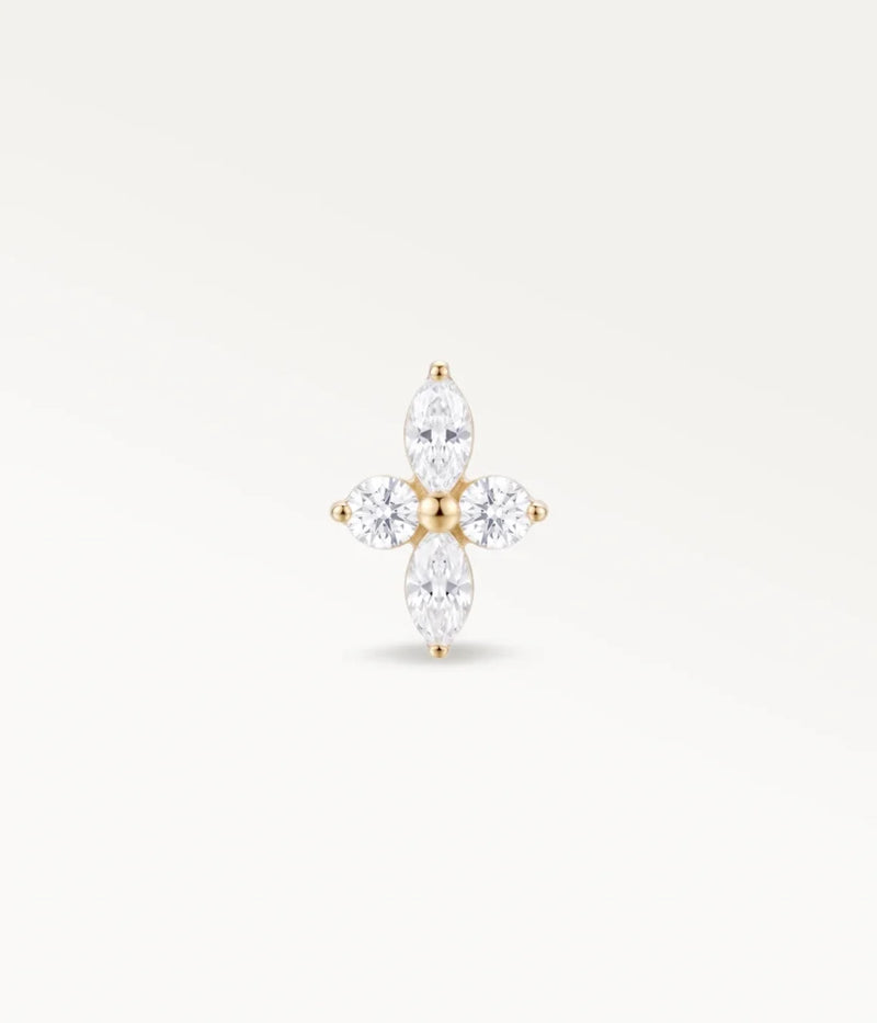 Piercing stud fleur doré orné de zircons marquise, vue frontale éclatante pour hélix
