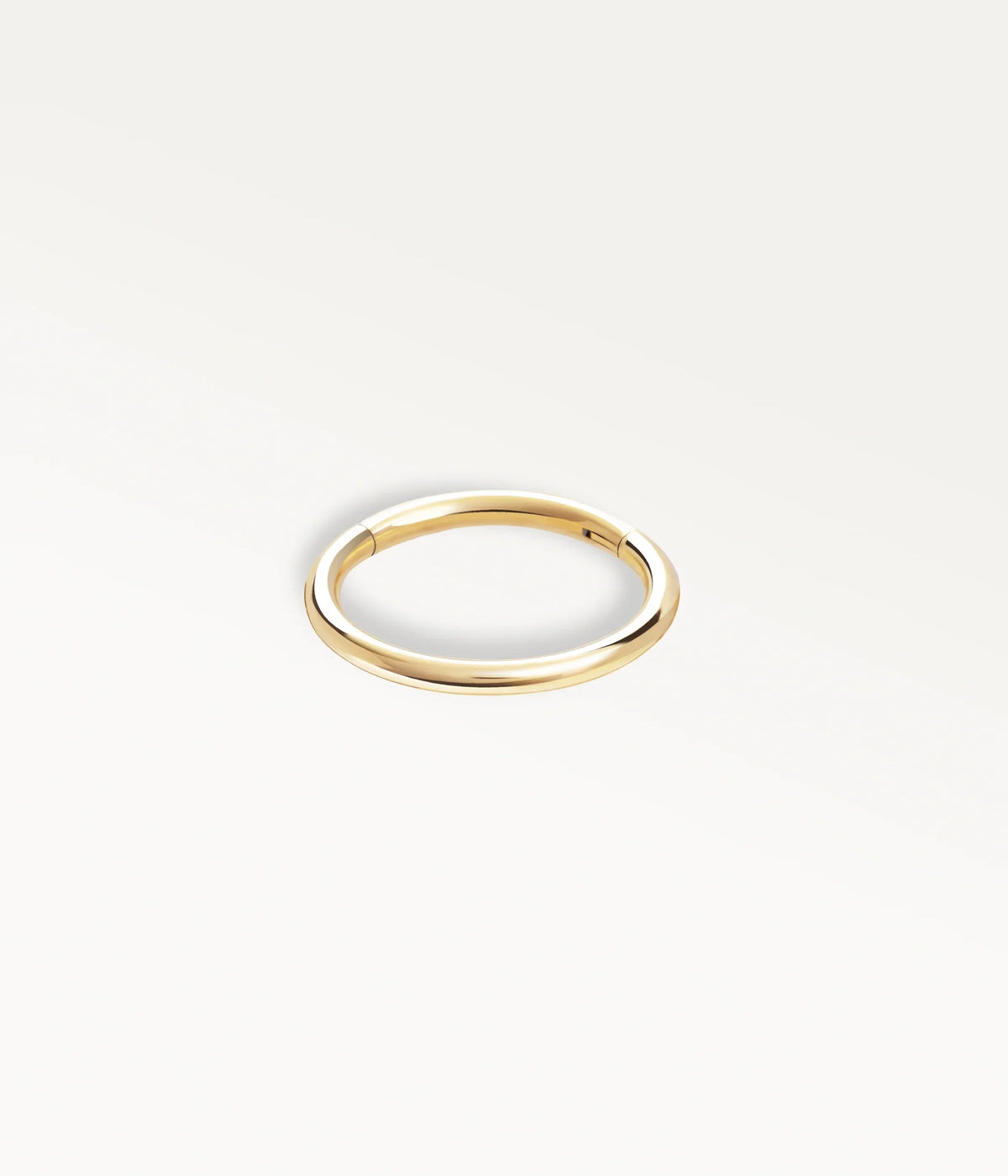 Goldfarbener Ring Sofie, fein und glatt, Ansicht von oben.