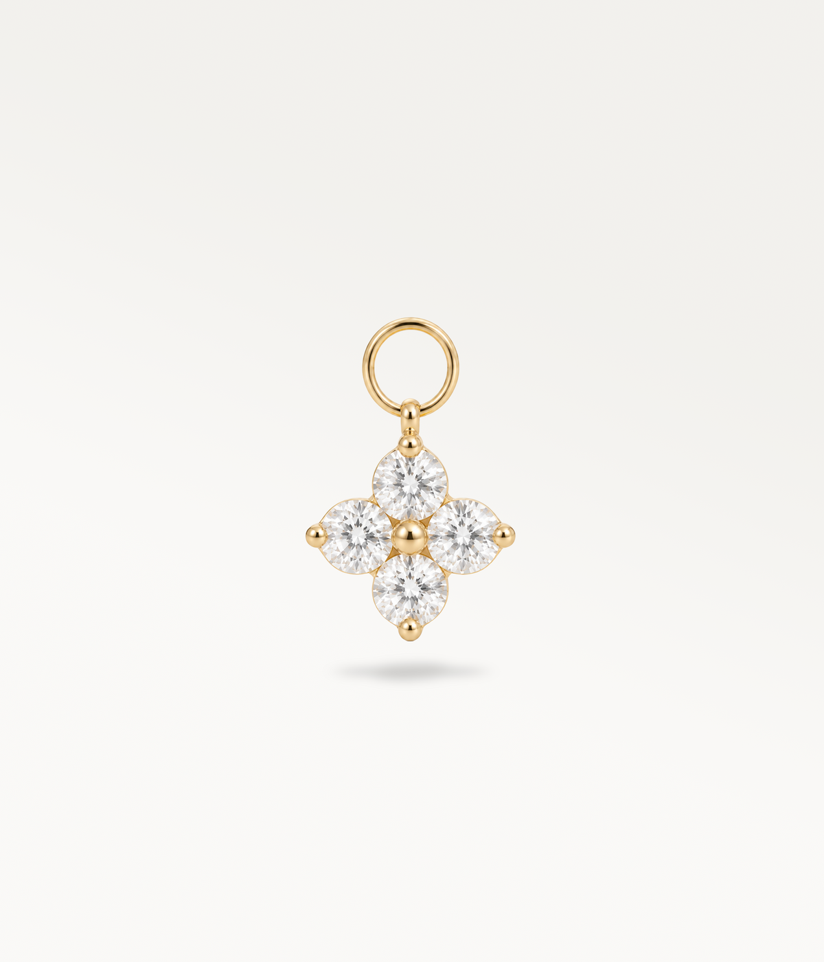 Trèfle Poésie charm, gold-tone, front view